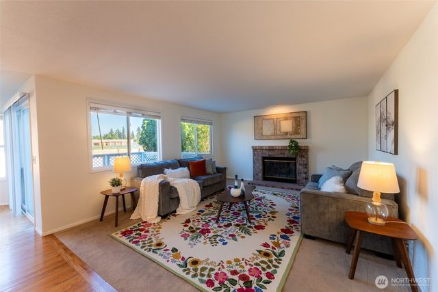14114 129th Avenue NE, Kirkland, WA 98034
