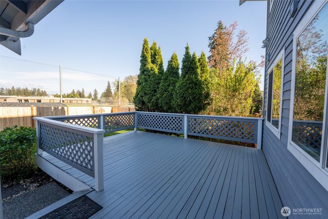 14114 129th Avenue NE, Kirkland, WA 98034