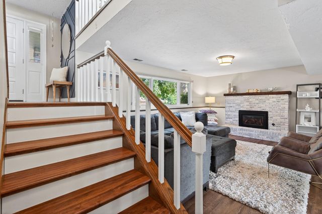 15601 Highland Avenue NW, Prior Lake, MN 55372