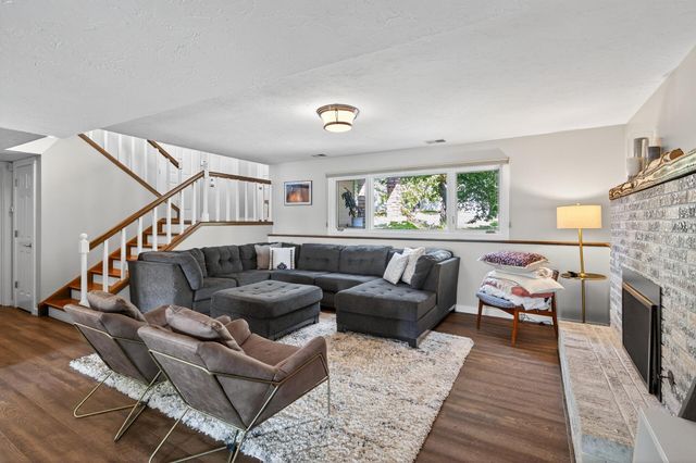 15601 Highland Avenue NW, Prior Lake, MN 55372