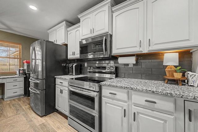 1580 Theresa Lane, Tontitown, AR 72762