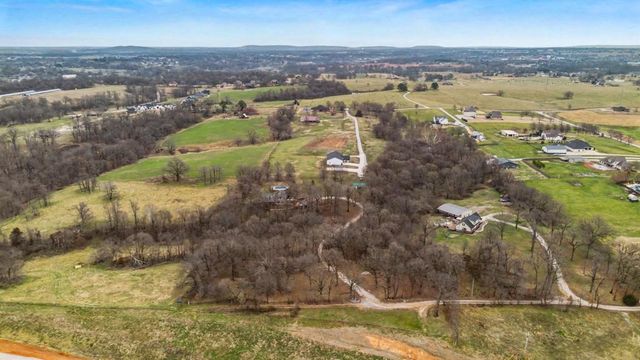 1580 Theresa Lane, Tontitown, AR 72762