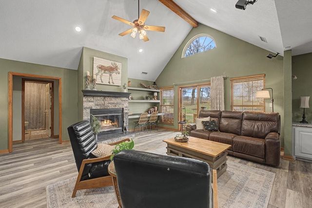 1580 Theresa Lane, Tontitown, AR 72762