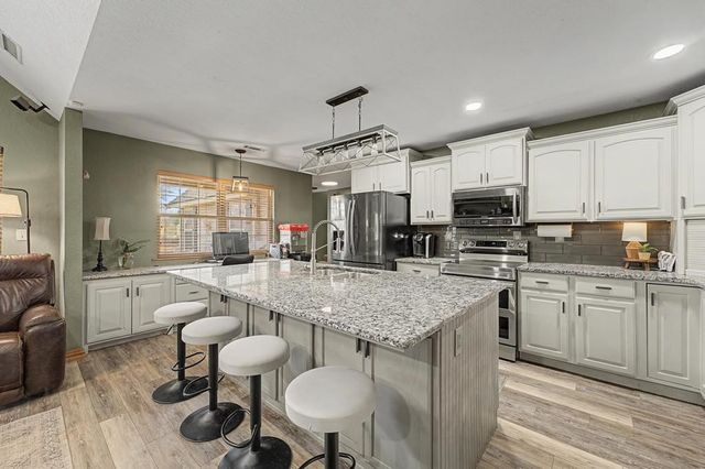 1580 Theresa Lane, Tontitown, AR 72762