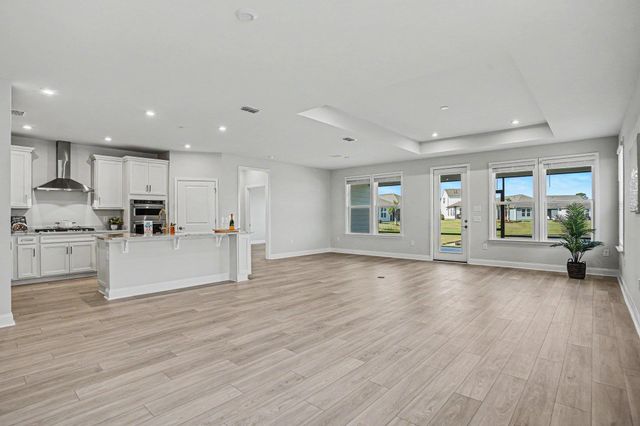 1213 Beeblossom Dr., North Myrtle Beach, SC 29582
