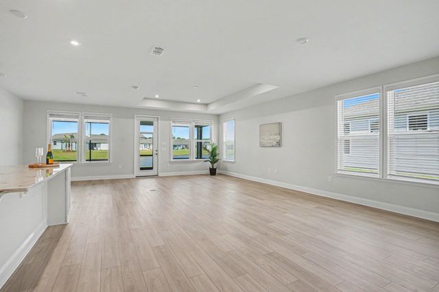 1213 Beeblossom Dr., North Myrtle Beach, SC 29582
