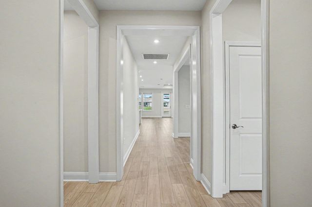 1213 Beeblossom Dr., North Myrtle Beach, SC 29582