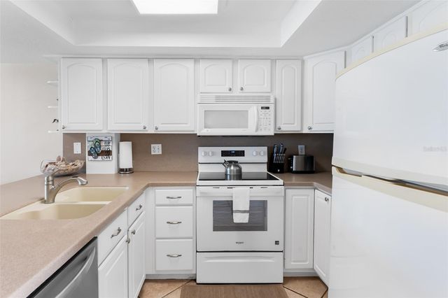 60 GULF BOULEVARD 203, Indian Rocks Beach, FL 33785