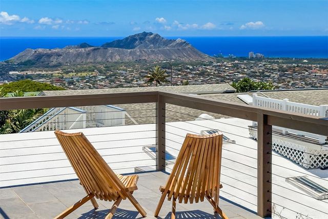 1947 Alaeloa Street, Honolulu, HI 96821