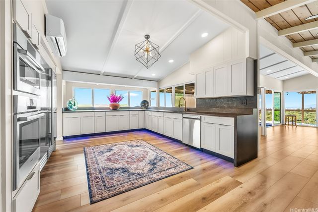 1947 Alaeloa Street, Honolulu, HI 96821