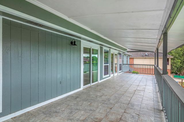 14103 Ragus Lake Drive, Sugar Land, TX 77498