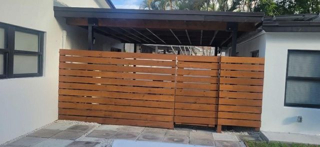 1202 NE 3rd Avenue, Fort Lauderdale, FL 33304