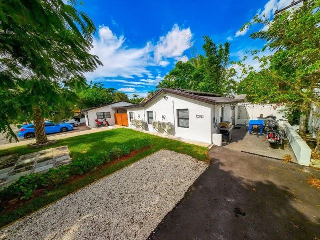 1202 NE 3rd Avenue, Fort Lauderdale, FL 33304