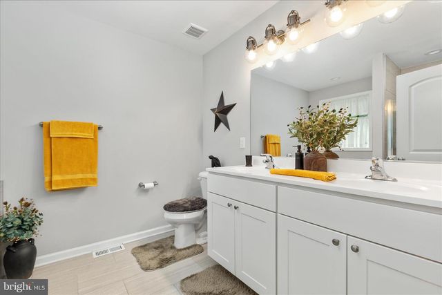 60 SERVO DR, Inwood, WV 25428