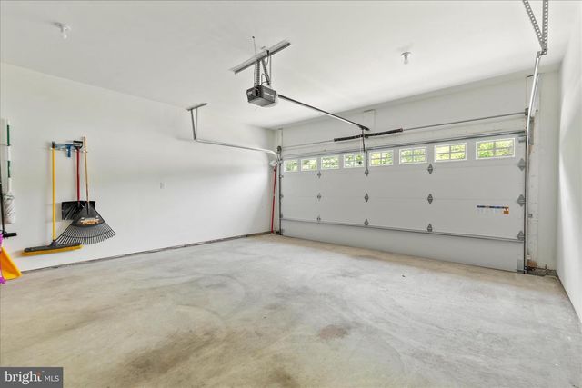 60 SERVO DR, Inwood, WV 25428
