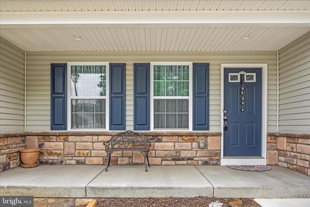 60 SERVO DR, Inwood, WV 25428