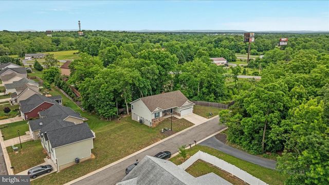 60 SERVO DR, Inwood, WV 25428
