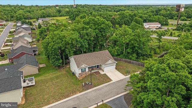 60 SERVO DR, Inwood, WV 25428
