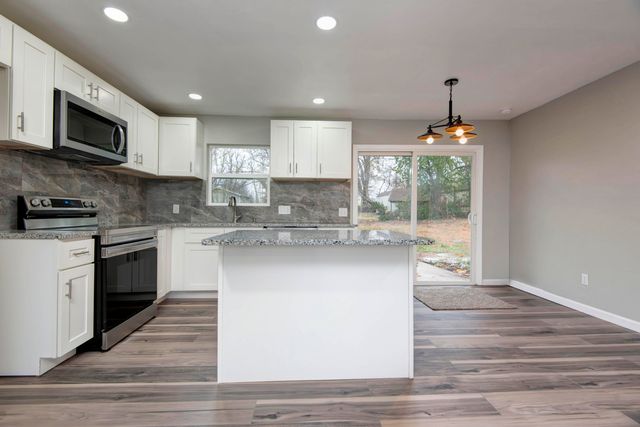 304 Rice Street, Nixa, MO 65714