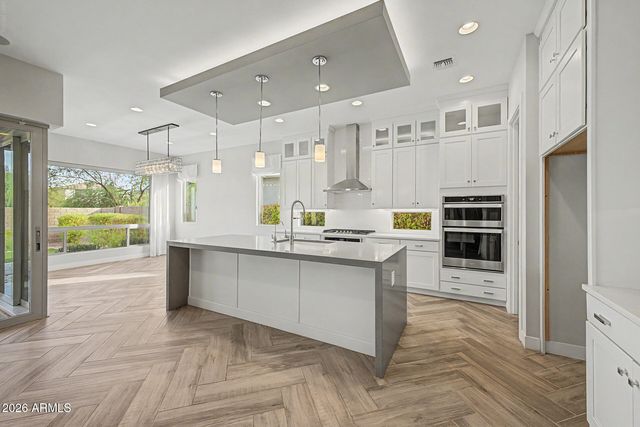 2847 E LOS GATOS Drive, Phoenix, AZ 85050