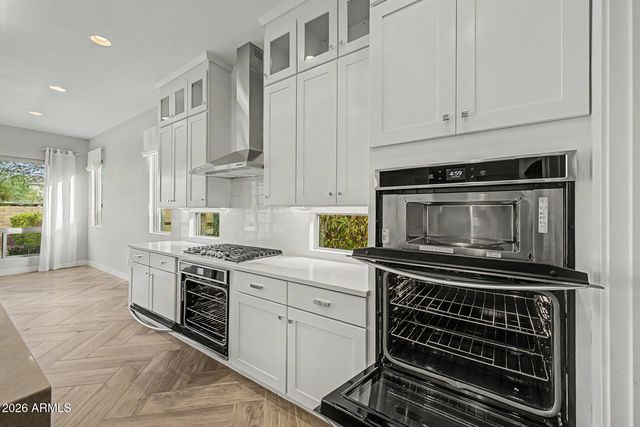 2847 E LOS GATOS Drive, Phoenix, AZ 85050