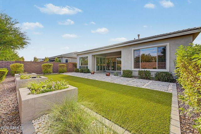 2847 E LOS GATOS Drive, Phoenix, AZ 85050