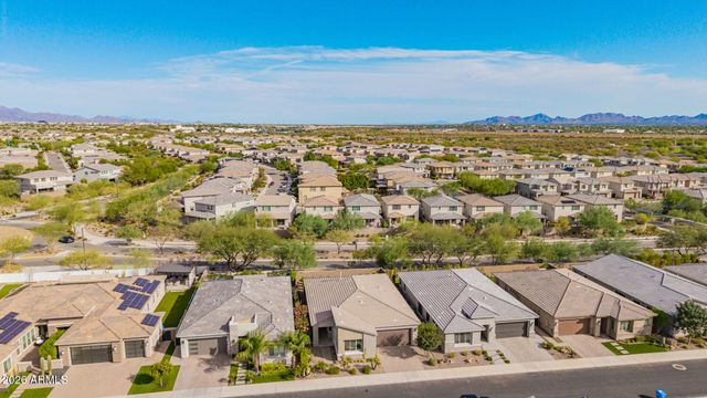 2847 E LOS GATOS Drive, Phoenix, AZ 85050