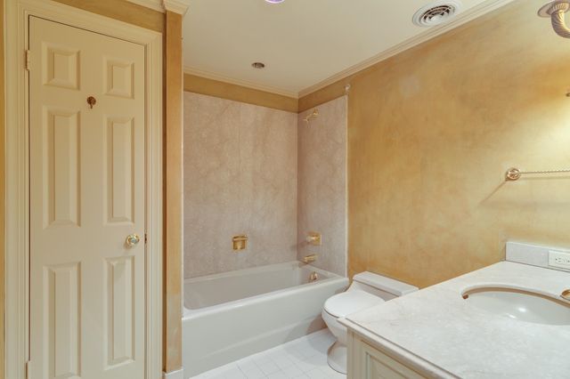 585 S Greer St Apt 900, Memphis, TN 38111