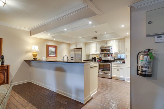 585 S Greer St Apt 900, Memphis, TN 38111