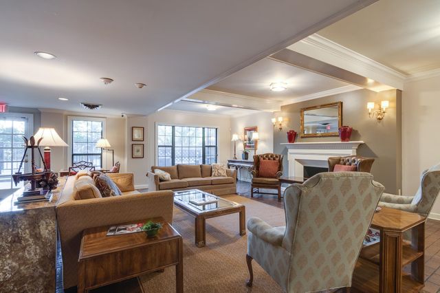 585 S Greer St Apt 900, Memphis, TN 38111