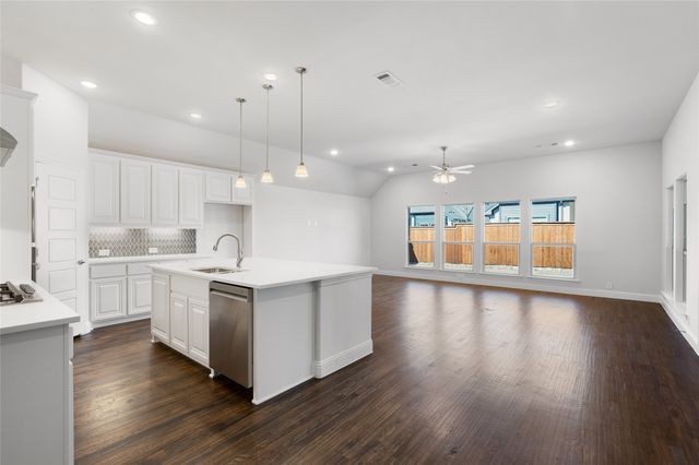 14550 Flossie Street, Pilot Point, TX 75009