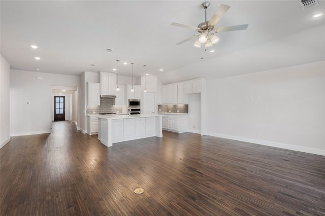 14550 Flossie Street, Pilot Point, TX 75009