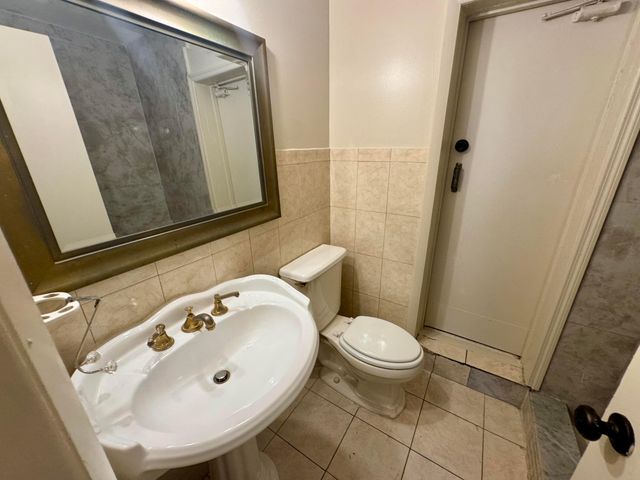 1708 NW 8th Street, Fort Lauderdale, FL 33311