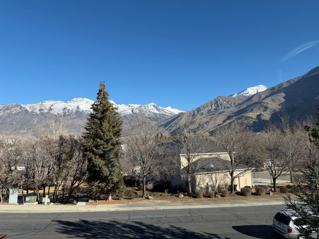 Image 26 of property listing at 614 E HIGH LN, Alpine, UT 84004