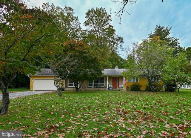 66 S SPRING RD, Vineland, NJ 08361