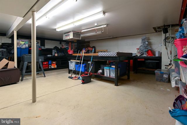 66 S SPRING RD, Vineland, NJ 08361