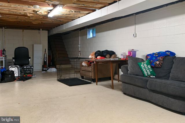 66 S SPRING RD, Vineland, NJ 08361