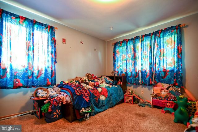 66 S SPRING RD, Vineland, NJ 08361