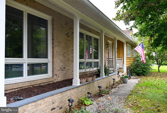 66 S SPRING RD, Vineland, NJ 08361