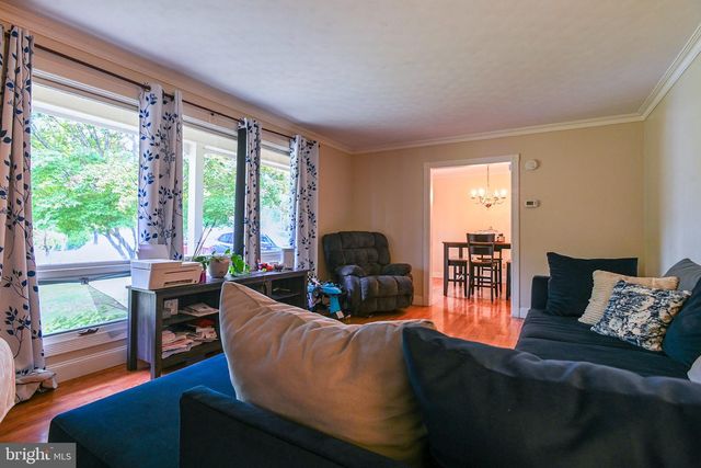 66 S SPRING RD, Vineland, NJ 08361