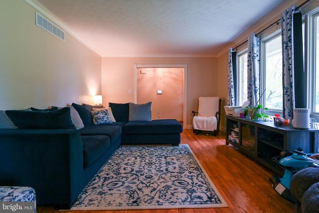 66 S SPRING RD, Vineland, NJ 08361