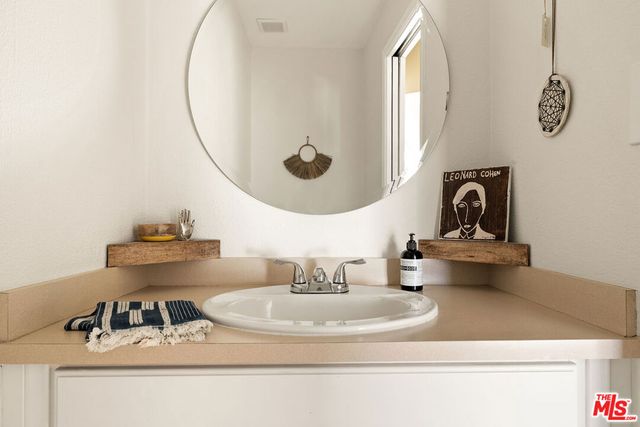 7677 Wilton Road, Joshua Tree, CA 92252