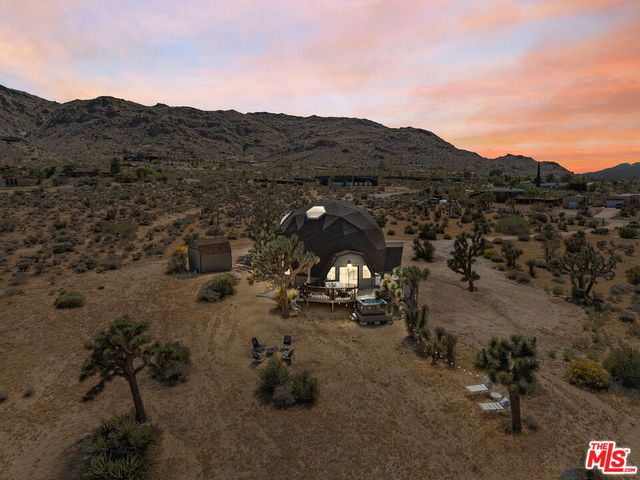 7677 Wilton Road, Joshua Tree, CA 92252