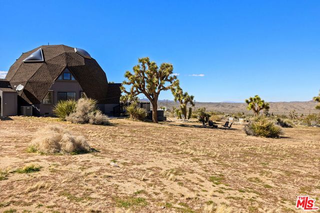 7677 Wilton Road, Joshua Tree, CA 92252