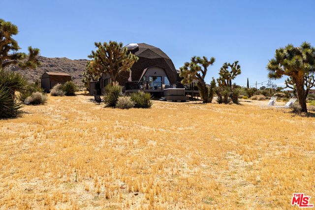 7677 Wilton Road, Joshua Tree, CA 92252