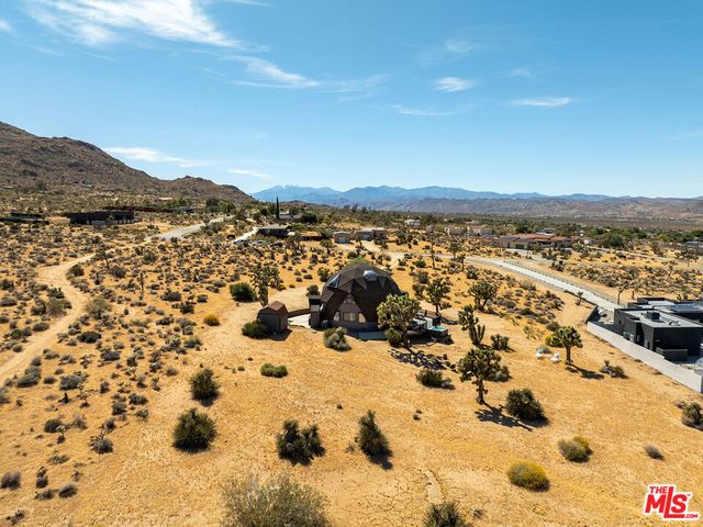 7677 Wilton Road, Joshua Tree, CA 92252
