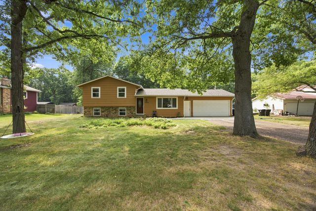 18828 146th Street NW, Elk River, MN 55330