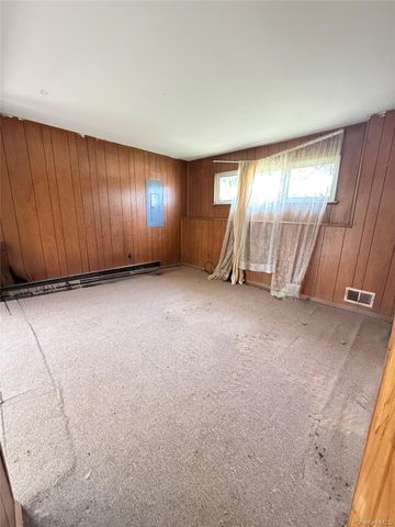 411 Mayflower Avenue, Brentwood, NY 11717