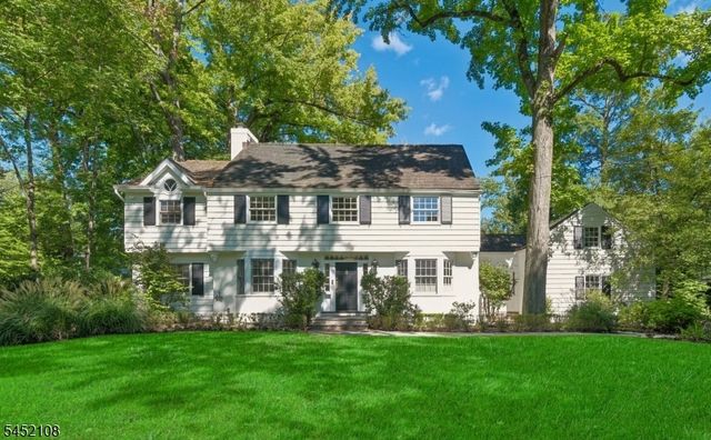 10 Delwick Ln, Millburn Twp., NJ 07078