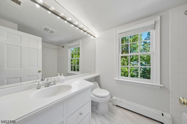 10 Delwick Ln, Millburn Twp., NJ 07078